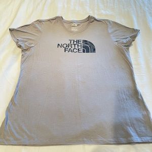 Gray women’s North Face t-shirt size XL